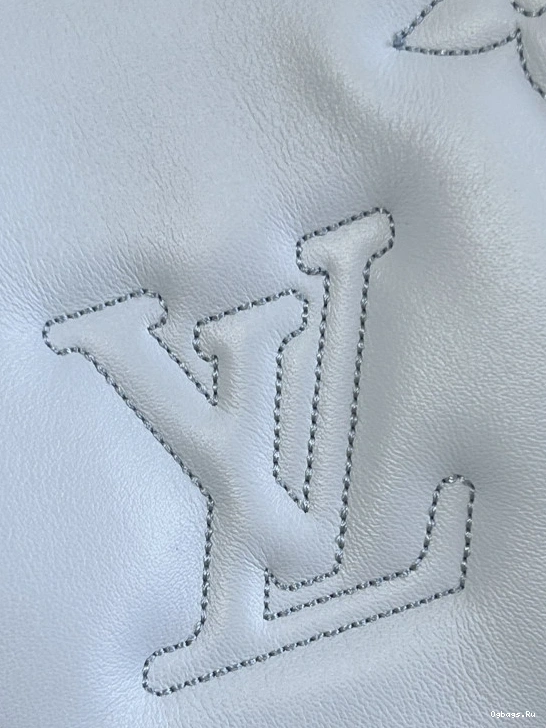 THE LOUIS OVER VUITTON MOON 0210